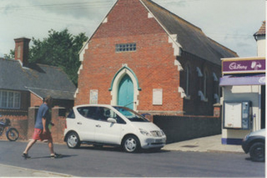 File:Congregational Church, Chickerell, Weymouth, Dorset MERRY.jpg