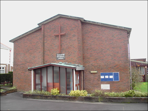 File:Methodist Church Bedhampton.jpg