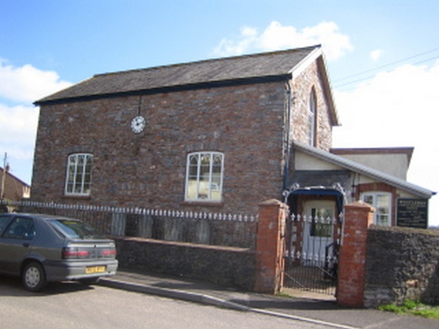 File:Westleigh Devon United Reform Church Mavis by the Moor.jpg